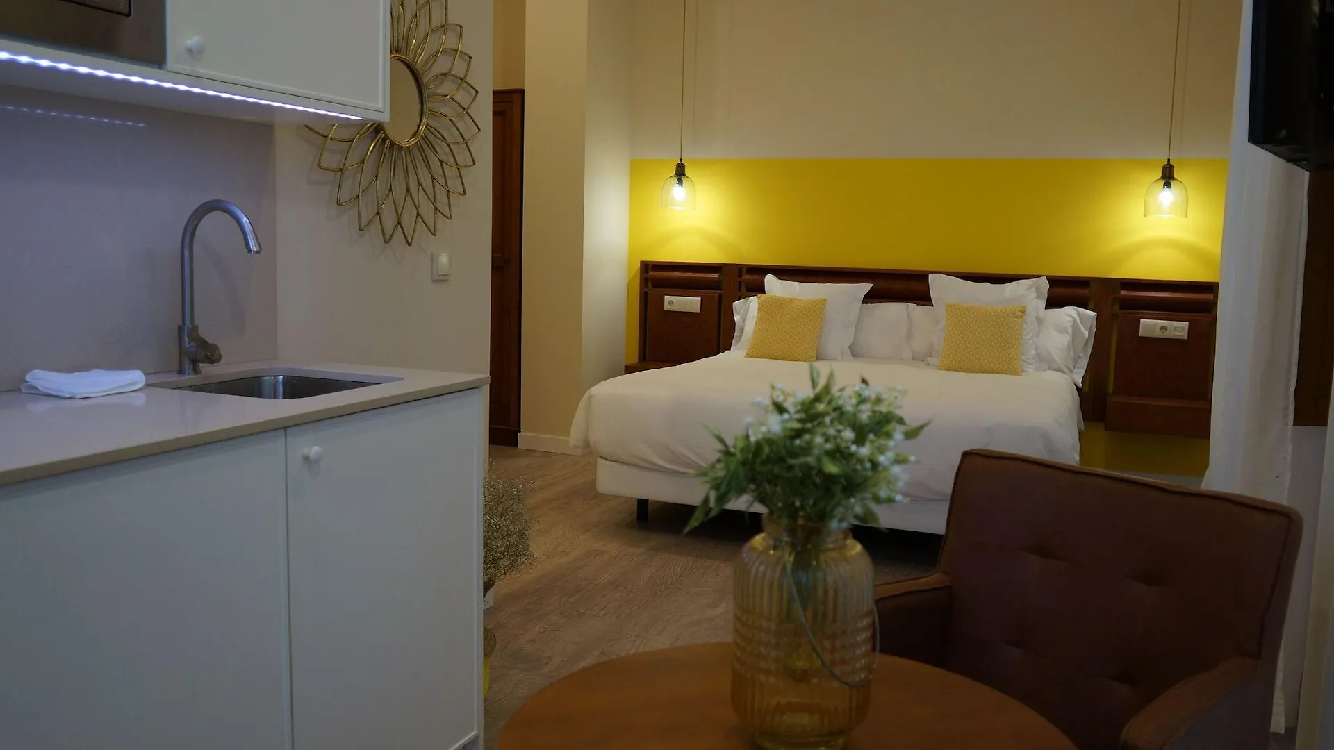 Apartamentos Libere Malaga Teatro Romano (Adults Only) 0*,